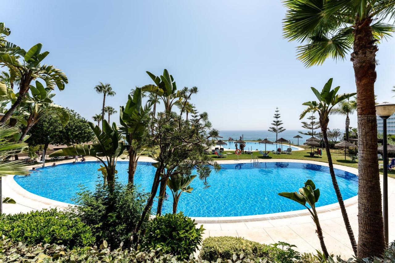 Apartment Breathtaking Studio, Amazing Views, Pool, Benalmadena